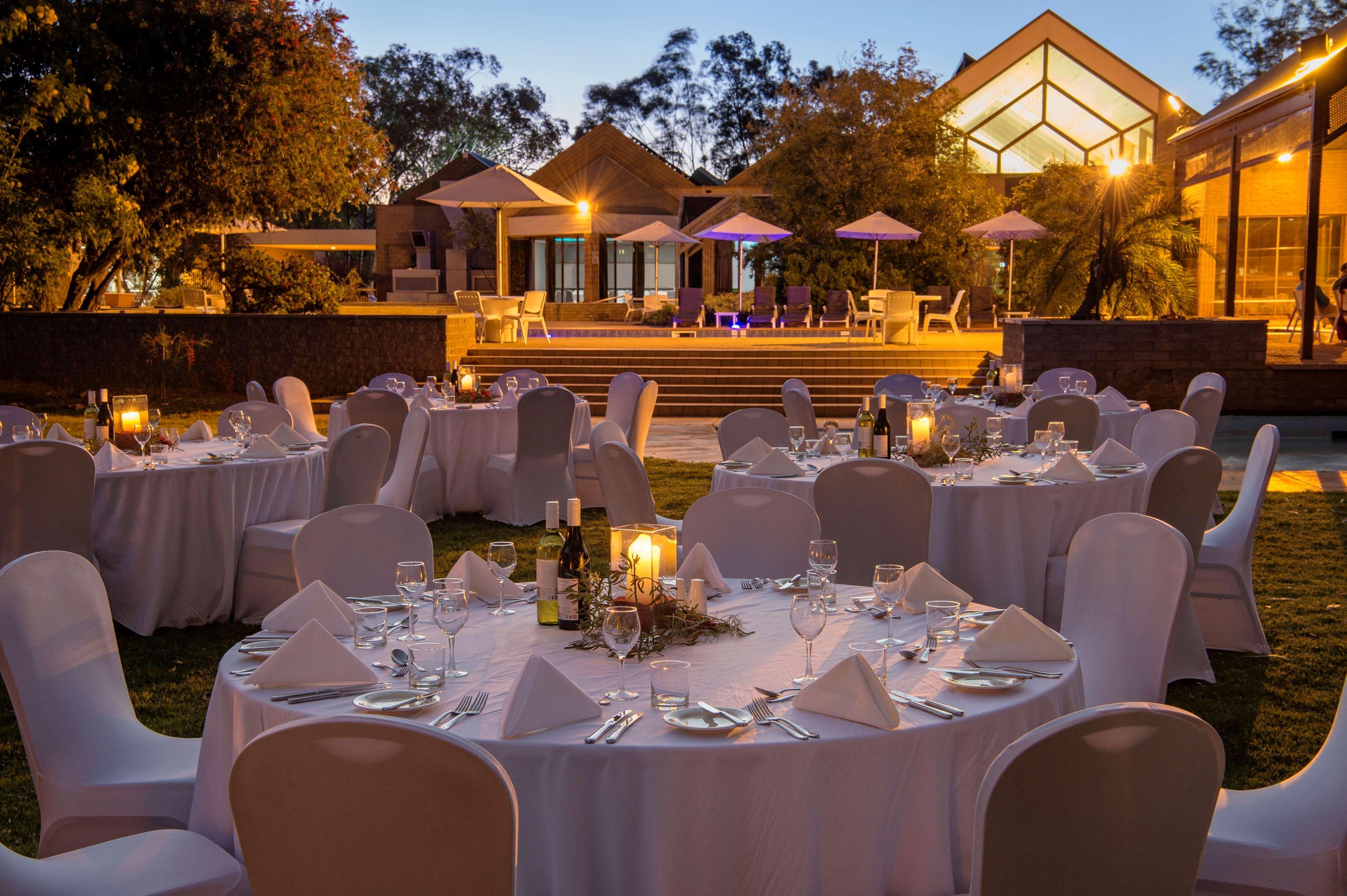 Doubletree By Hilton Alice Springs Hotel Exterior photo